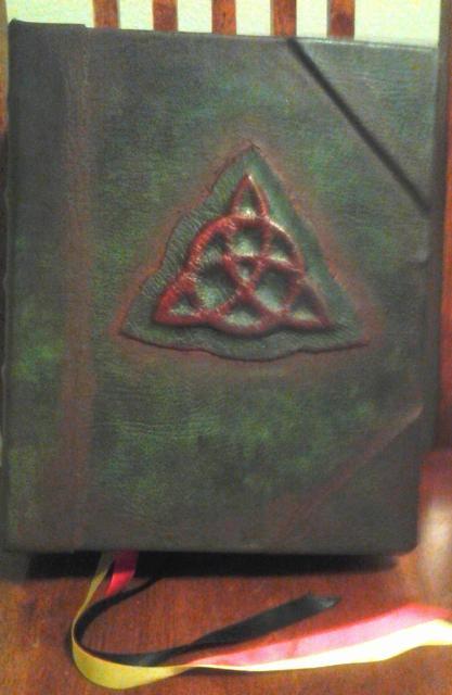 CHARMED BOOK OF SHADOWS REPLIC 